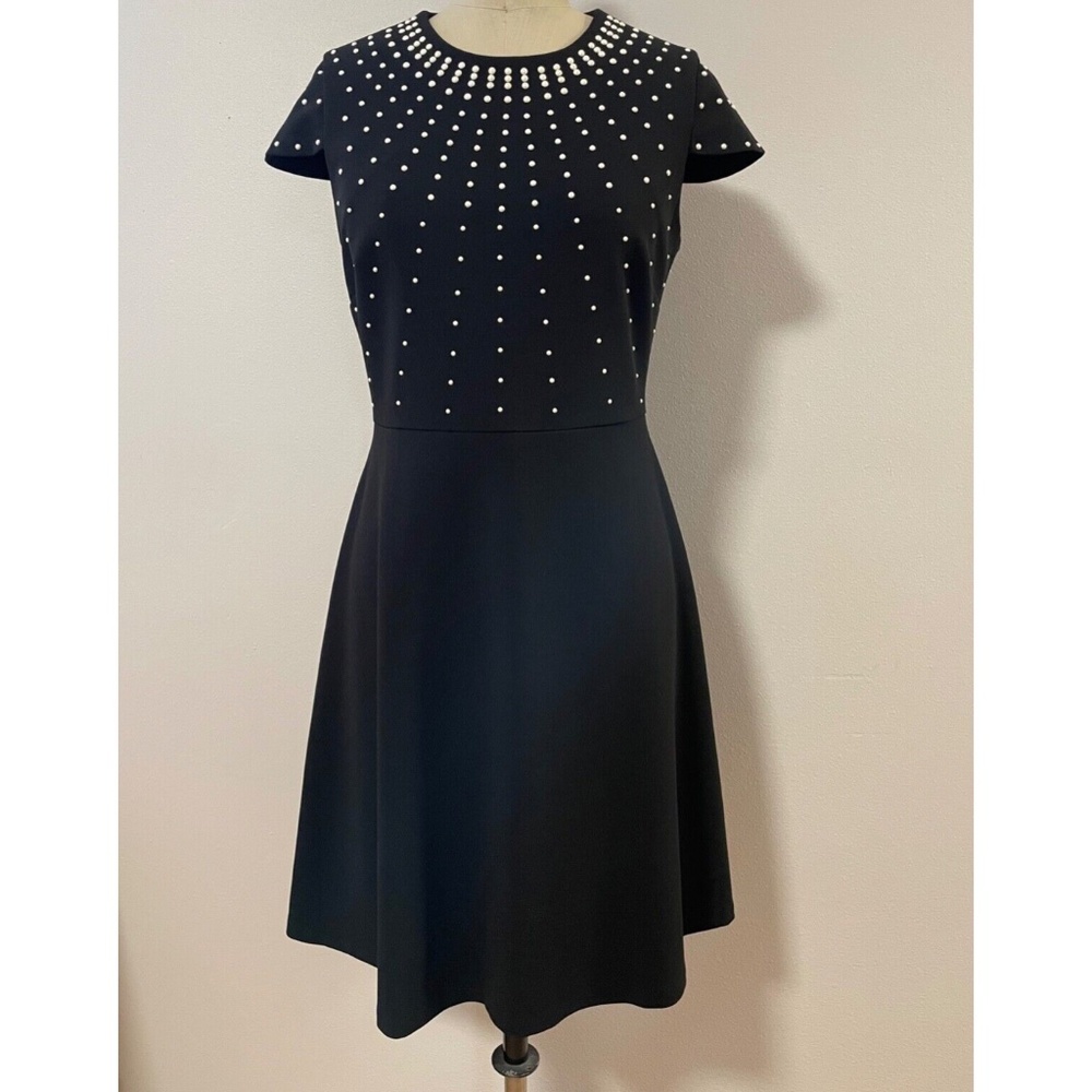 CARMEN by Carmen Marc Valvo Dress Size 6 Black Stretch Fit and Flare w Pearls